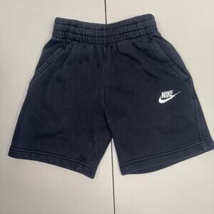 Nike Sportswear Club FleeceBig Kids' (Girls') 5" French Terry Shorts